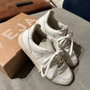 Veja White Leather Sneakers Size 7